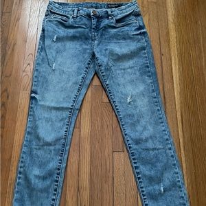 Blank NYC Skinny Classique distressed blue medium wash jeans, size 28” low rise